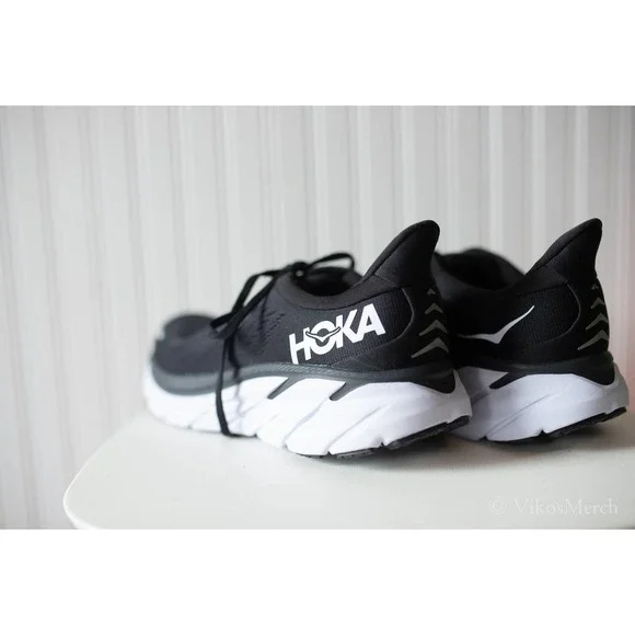 Hoka Clifton 8 Sneakers Size 10.5 Mens Black NEW - Picture 3 of 3